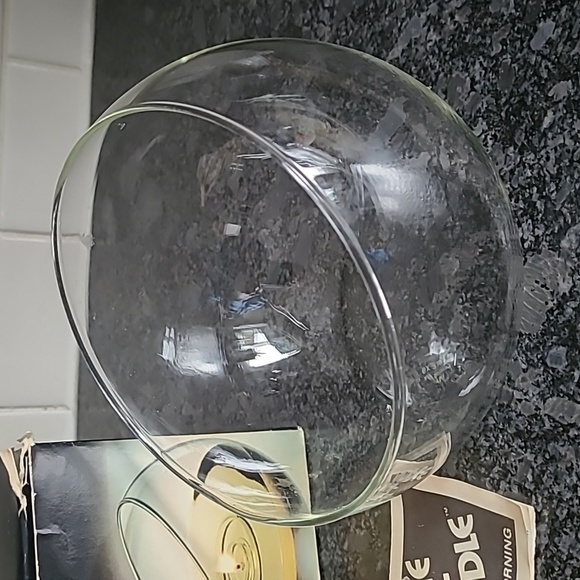 MCM - The Un-Candle - Picture 2 of 12